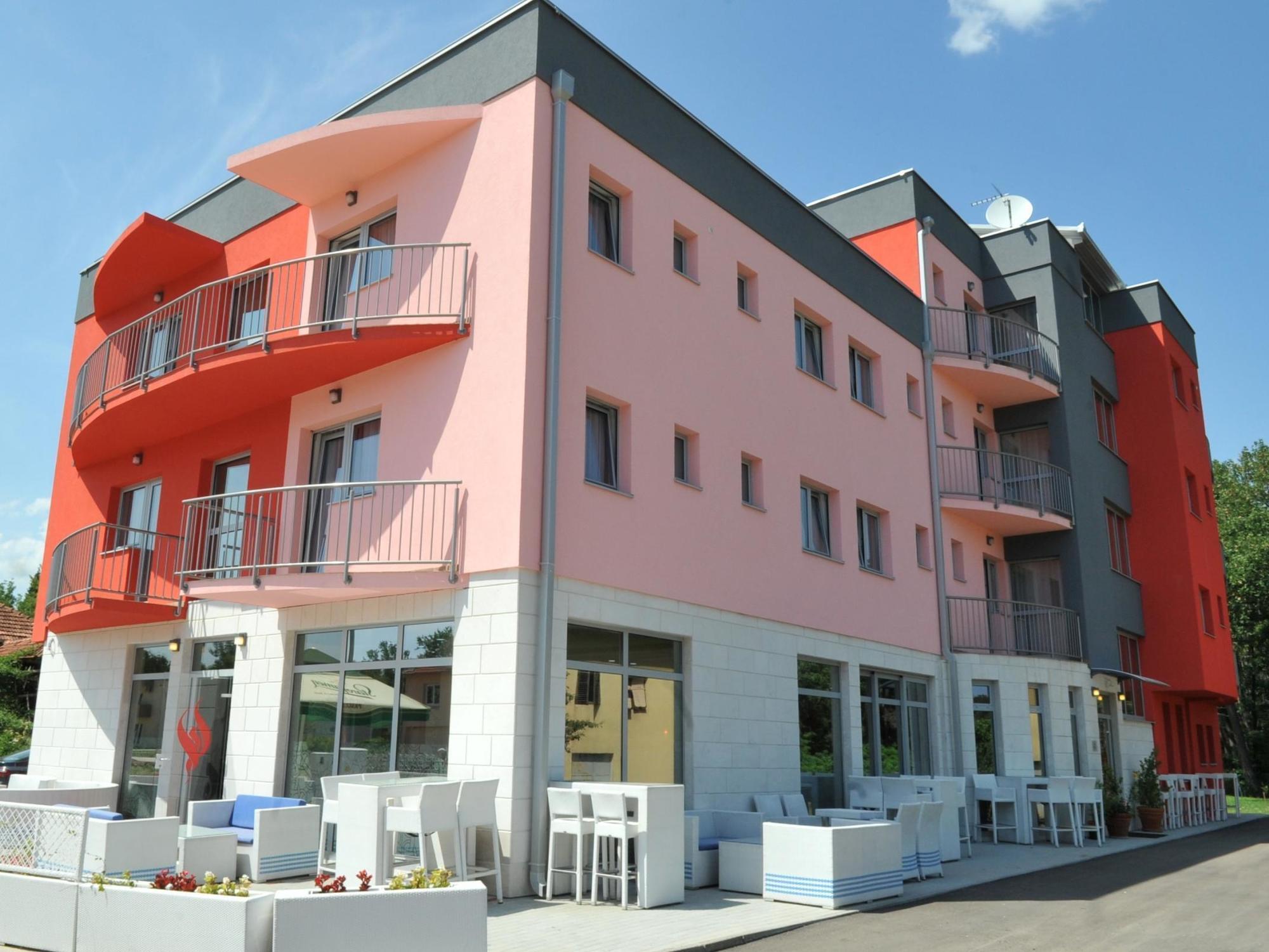 Hotel Ivona Меджугорье Экстерьер фото
